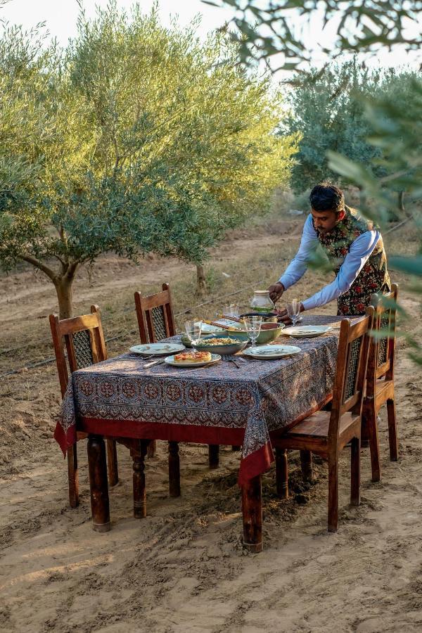 Kaner Retreat - India'S First Desert Botanical Resort Shaitrawa Exterior photo