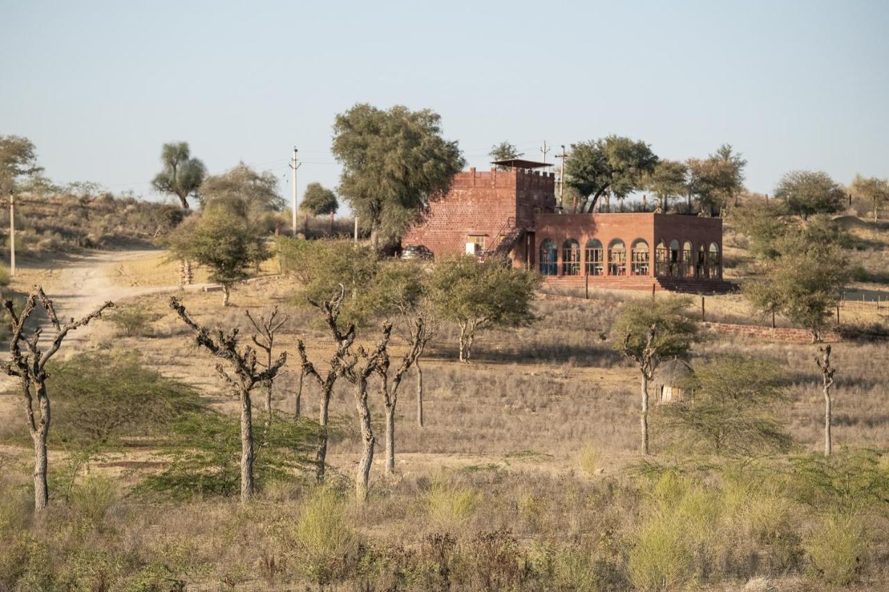 Kaner Retreat - India'S First Desert Botanical Resort Shaitrawa Exterior photo