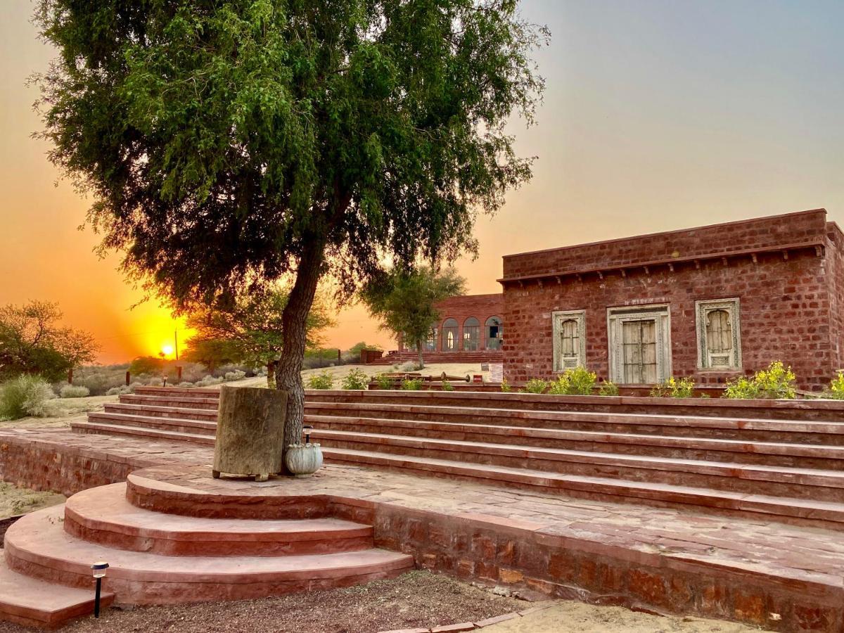 Kaner Retreat - India'S First Desert Botanical Resort Shaitrawa Exterior photo