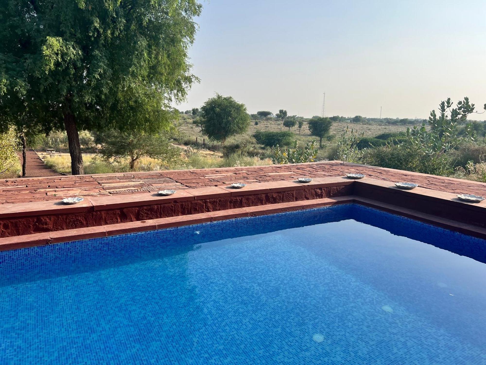 Kaner Retreat - India'S First Desert Botanical Resort Shaitrawa Exterior photo